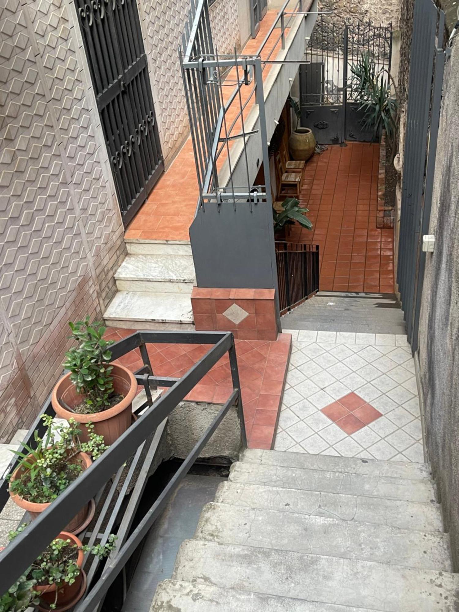 Cortile Corsica 13 Apartment Catania Ngoại thất bức ảnh