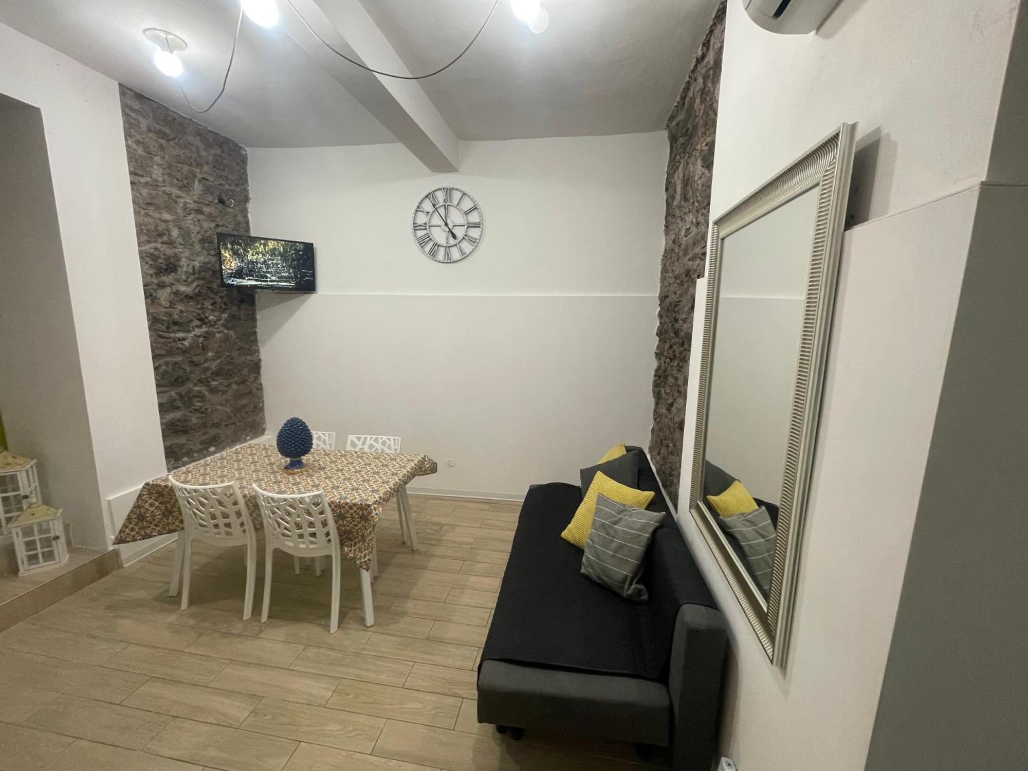 Cortile Corsica 13 Apartment Catania Ngoại thất bức ảnh